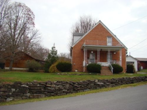 Single Family Home for Sale, ListingId:17839796, location: 1404 Huntersville Rd Marlinton 24954