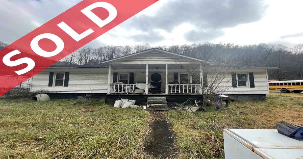 SOLD! LIST WITH Red Oak Realty, wv Powellton, Fayette County WV, 3 bedroom home on level lot
